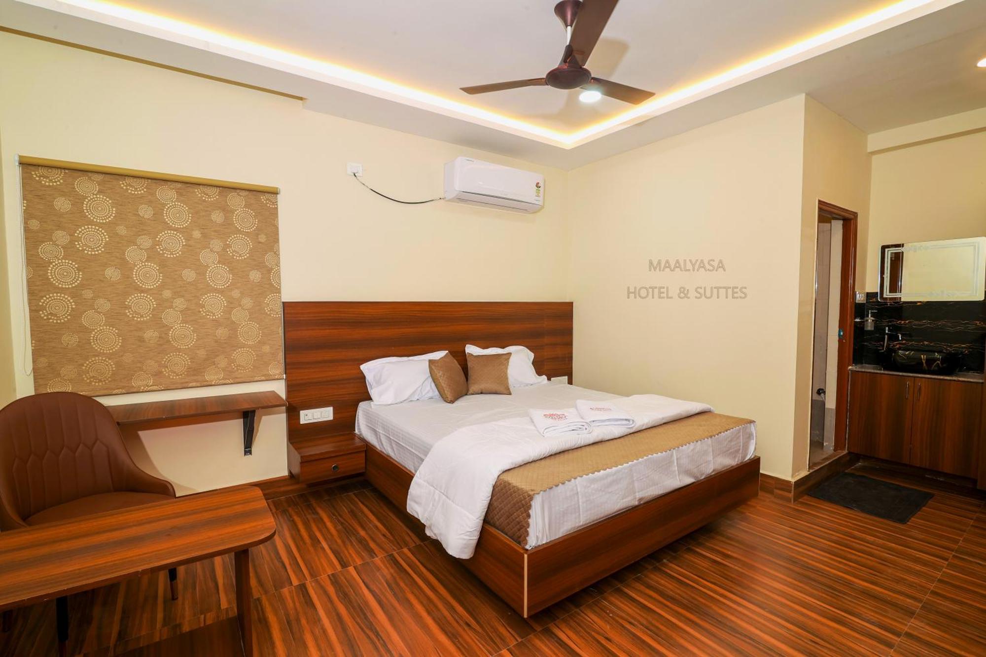 Maalyasa Hotel And Suites Hyderabad Eksteriør billede