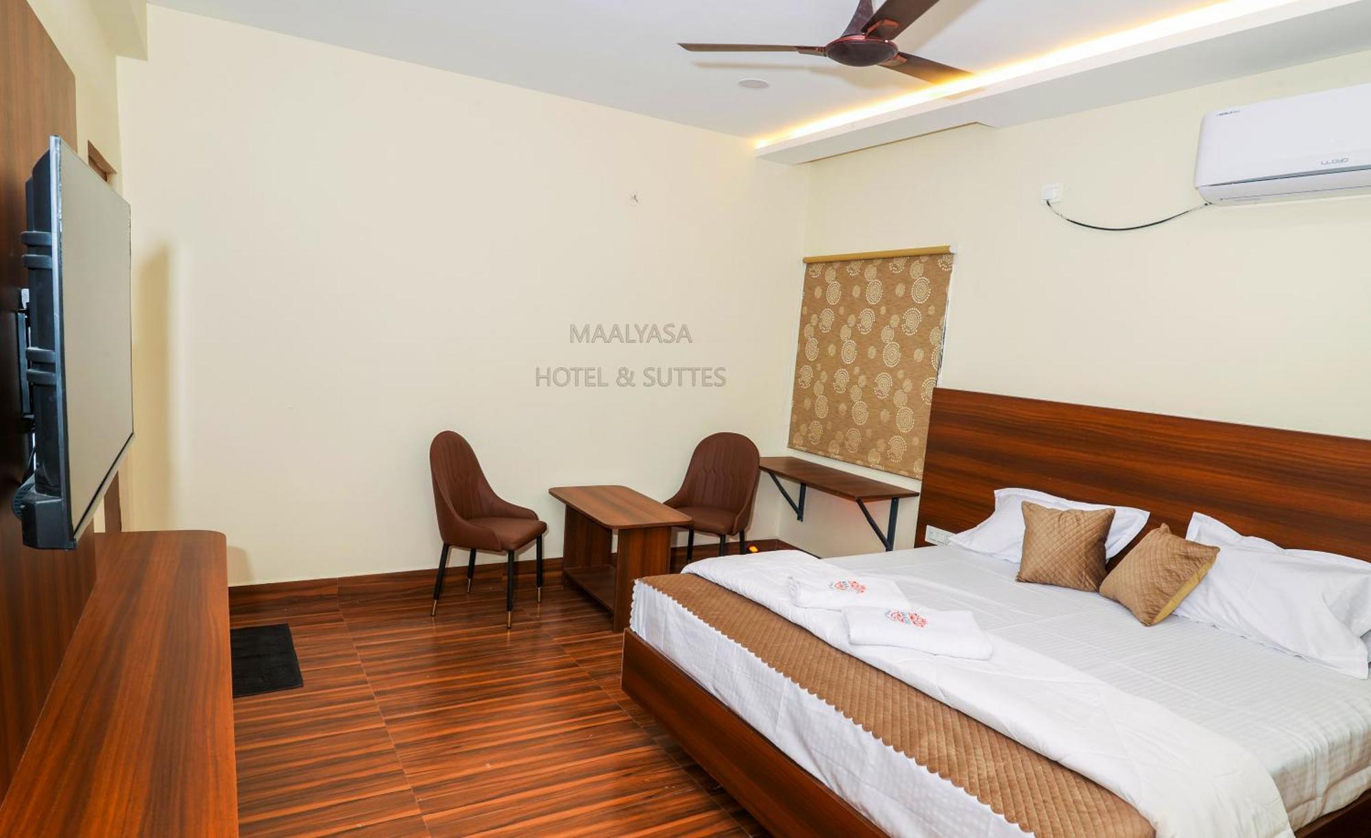 Maalyasa Hotel And Suites Hyderabad Eksteriør billede