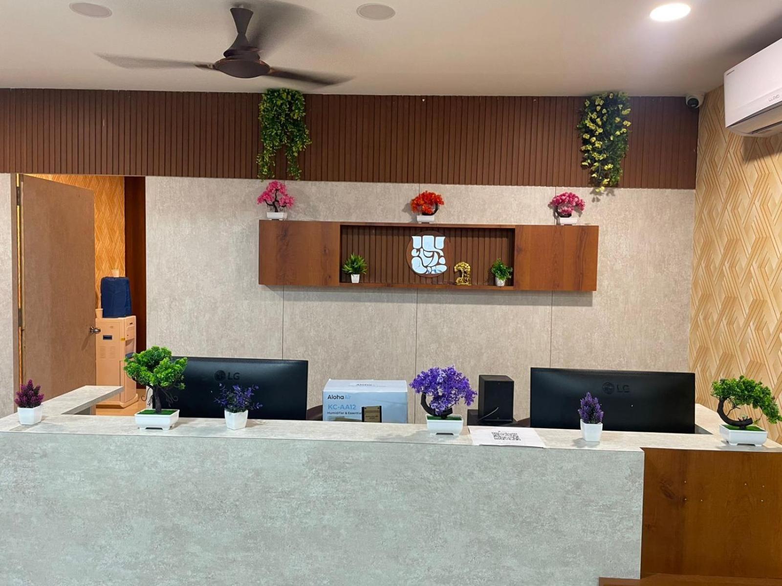Maalyasa Hotel And Suites Hyderabad Eksteriør billede
